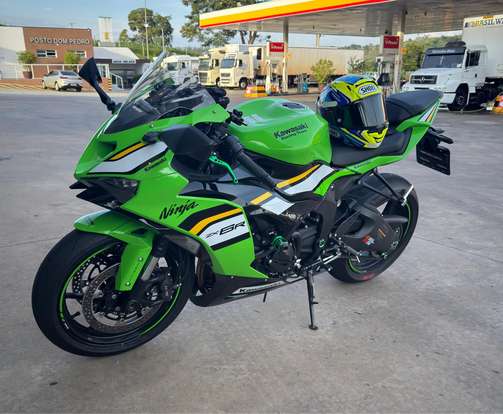 KAWASAKI-NINJA ZX-6R-2025
