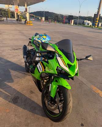 KAWASAKI-NINJA ZX-6R-2025