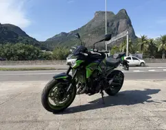 KAWASAKI Z900 KAWASAKI Z900
