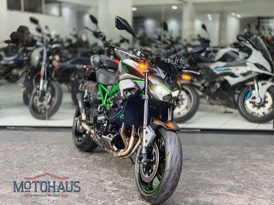 KAWASAKI-Z900 KAWASAKI-Z900-2025