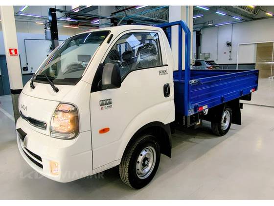 KIA BONGO 2.5 TD DIESEL STD CS 4x4 MANUAL