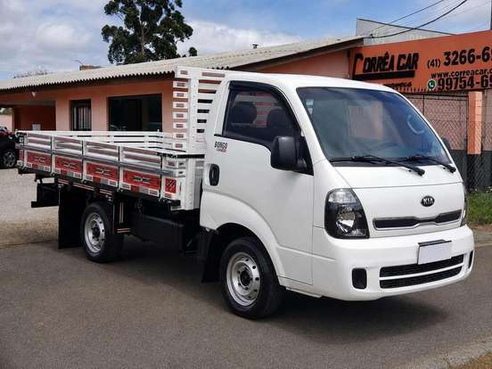 KIA-BONGO-2022
