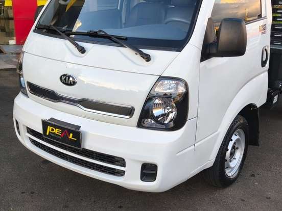 KIA-BONGO-2021