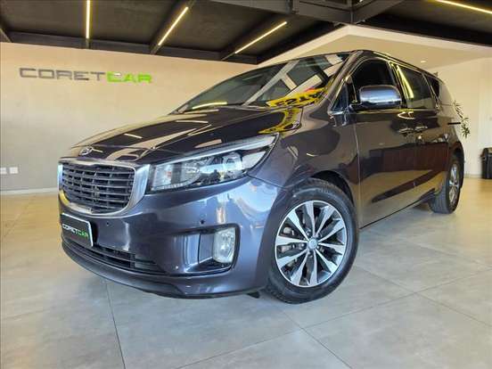 KIA-CARNIVAL-2017