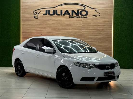 KIA-CERATO-1.6 SEDAN 16V GASOLINA 4P MANUAL KIA-CERATO-2011