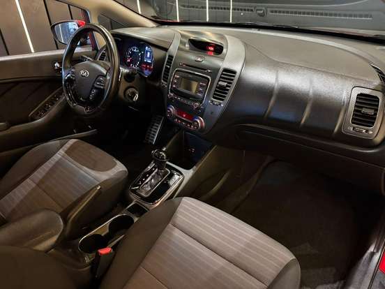 KIA-CERATO-1.6 SX 16V FLEX 4P AUTOMÁTICO KIA-CERATO-2019