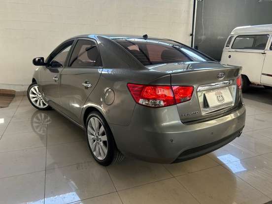KIA-CERATO-1.6 SX3 16V GASOLINA 4P AUTOMÁTICO KIA-CERATO-2012