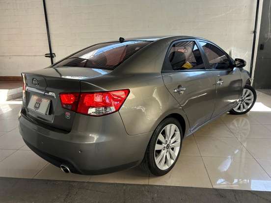 KIA-CERATO-1.6 SX3 16V GASOLINA 4P AUTOMÁTICO KIA-CERATO-2012