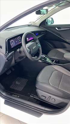 KIA-NIRO-1.6 GDI HEV SX PRESTIGE DCT KIA-NIRO-2024