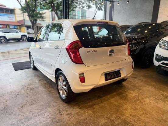 KIA-PICANTO-2013