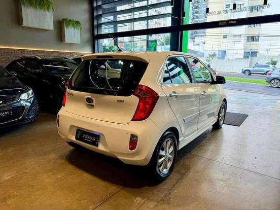 KIA-PICANTO-2013