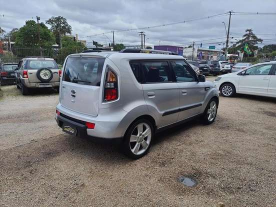 KIA-SOUL-2010