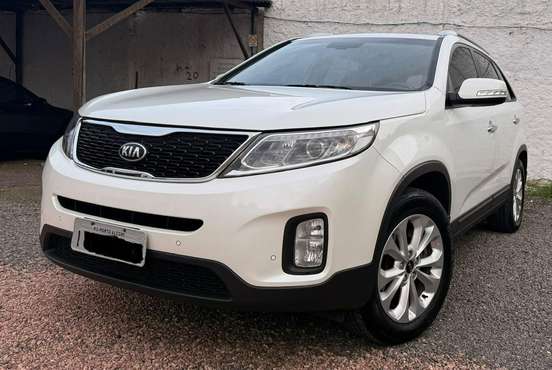 KIA-SORENTO-2014