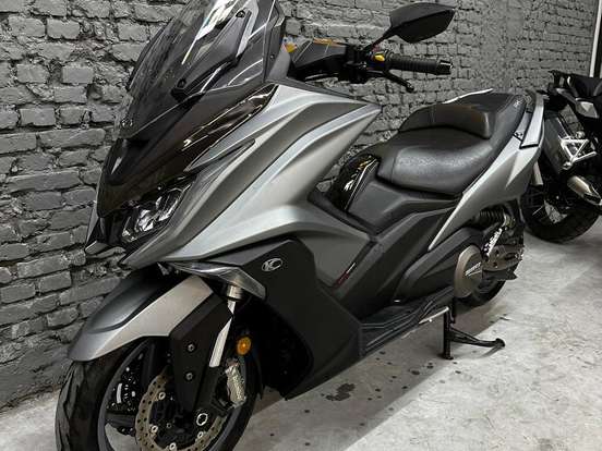 KYMCO-AK 550i KYMCO-AK 550i-2021