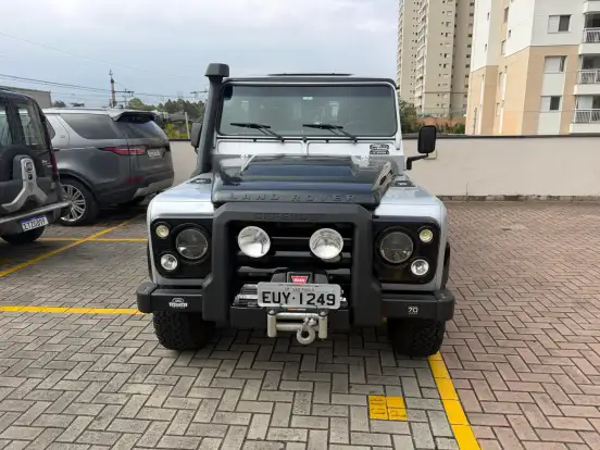 LAND ROVER-DEFENDER-2011