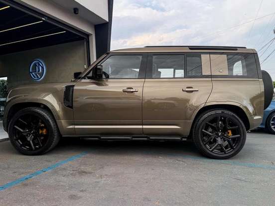 LAND ROVER-DEFENDER-2.0 P300 GASOLINA 110 HSE AWD AUTOMÁTICO LAND ROVER-DEFENDER-2021