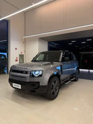 LAND ROVER DEFENDER 3.0 D300 TURBO DIESEL MHEV 110 X-DYNAMIC HSE AWD AUTOMÁTICO