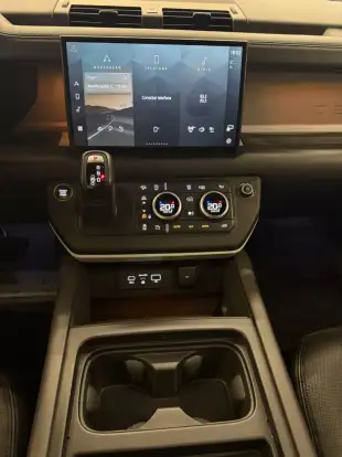 LAND ROVER-DEFENDER-2022