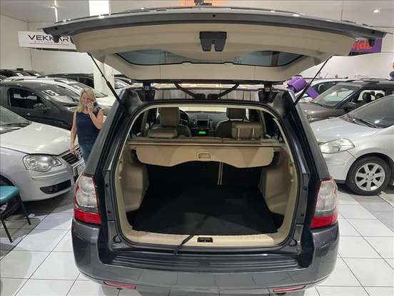 LAND ROVER-FREELANDER 2-2011