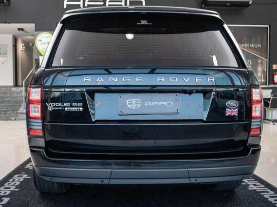 LAND ROVER-RANGE ROVER VOGUE-4.4 SE SDV8 4X4 TURBO DIESEL 4P AUTOMÁTICO LAND ROVER-RANGE ROVER VOGUE-2017