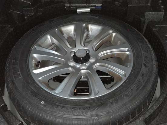 LAND ROVER-DISCOVERY SPORT-2.0 16V SI4 TURBO GASOLINA SE 4P AUTOMÁTICO LAND ROVER-DISCOVERY SPORT-2017
