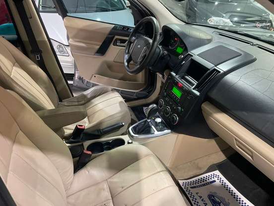 LAND ROVER-FREELANDER-2011