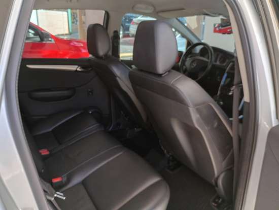 MERCEDES-BENZ-B 180-2011