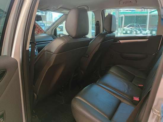 MERCEDES-BENZ-B 180-2011