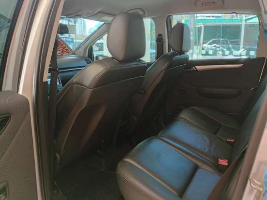 MERCEDES-BENZ-B 180-1.7 8V GASOLINA 4P AUTOMÁTICO MERCEDES-BENZ-B 180-2011
