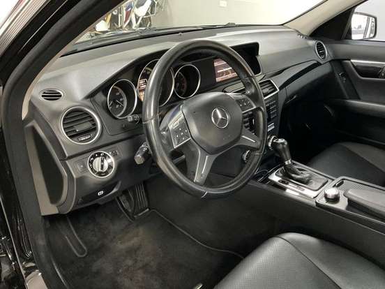MERCEDES-BENZ-C 180-1.8 CGI CLASSIC 16V TURBO GASOLINA 4P AUTOMÁTICO MERCEDES-BENZ-C 180-2011
