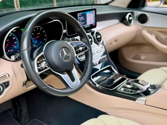 MERCEDES-BENZ-C 200-2019