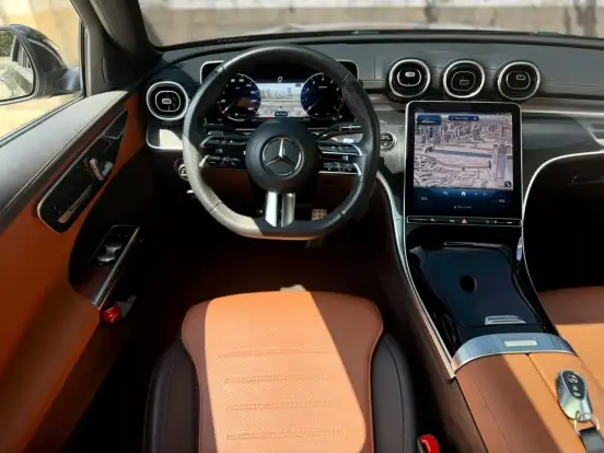 MERCEDES-BENZ-C 200-2023