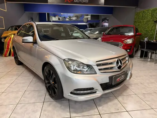 MERCEDES-BENZ-C 200-1.8 CGI AVANTGARDE 16V GASOLINA 4P AUTOMÁTICO MERCEDES-BENZ-C 200-2012