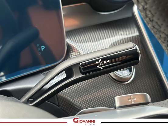 MERCEDES-BENZ-C 200-2026