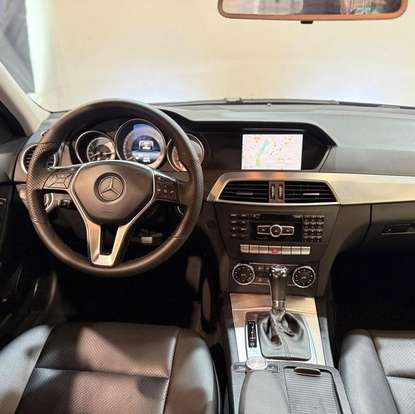 MERCEDES-BENZ-C 200-2013