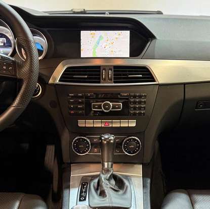 MERCEDES-BENZ-C 200-2013