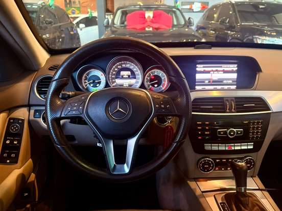 MERCEDES-BENZ-C 200-2013