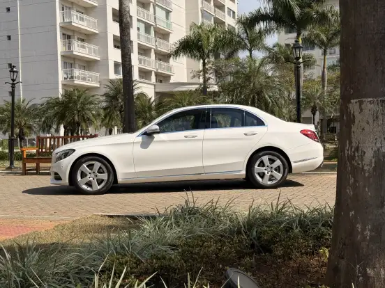 MERCEDES-BENZ-C 200-2.0 CGI AVANTGARDE 16V GASOLINA 4P AUTOMÁTICO MERCEDES-BENZ-C 200-2015