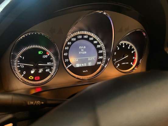 MERCEDES-BENZ-C 300-3.0 AVANTGARDE V6 24V GASOLINA 4P AUTOMÁTICO MERCEDES-BENZ-C 300-2010