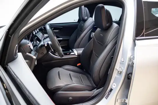 MERCEDES-BENZ-C 63 AMG-2024