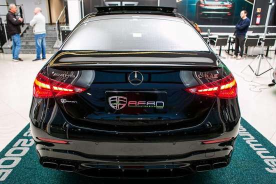 MERCEDES-BENZ-C 63 AMG-2024
