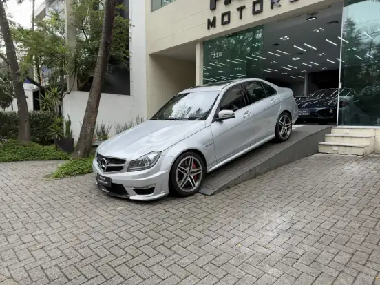 MERCEDES-BENZ-C 63 AMG-6.3 SEDAN V8 GASOLINA 4P AUTOMATICO MERCEDES-BENZ-C 63 AMG-2011