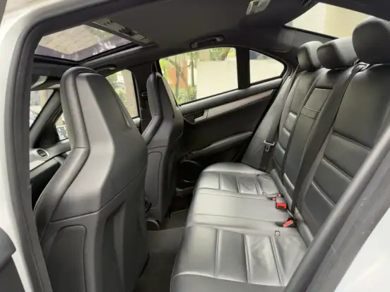 MERCEDES-BENZ-C 63 AMG-6.3 SEDAN V8 GASOLINA 4P AUTOMATICO MERCEDES-BENZ-C 63 AMG-2011