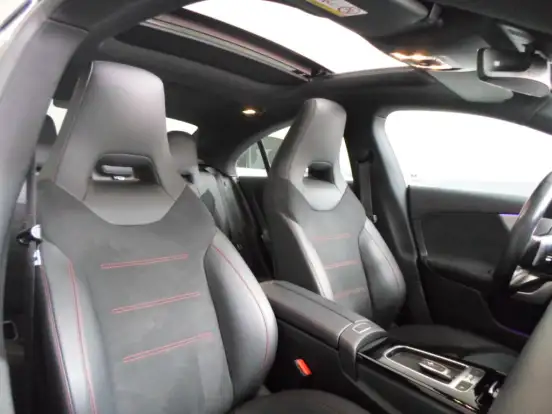 MERCEDES-BENZ-CLA 200-2023
