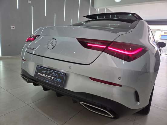 MERCEDES-BENZ-CLA 200-2023