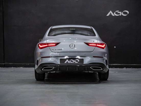 MERCEDES-BENZ-CLA 200-2026