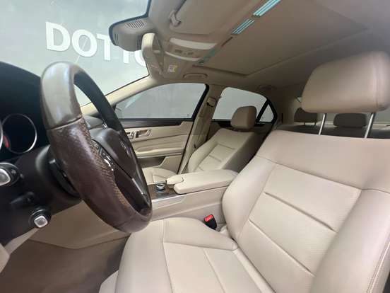 MERCEDES-BENZ-E 250-2015