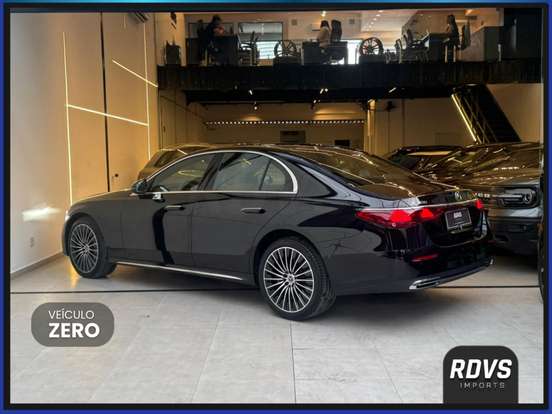 MERCEDES-BENZ-E 300-2026