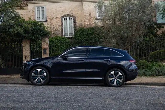 MERCEDES-BENZ-EQC 400-2020