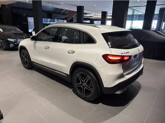 MERCEDES-BENZ-GLA 200-1.3 MHEV AMG LINE 7G-DCT MERCEDES-BENZ-GLA 200-2026
